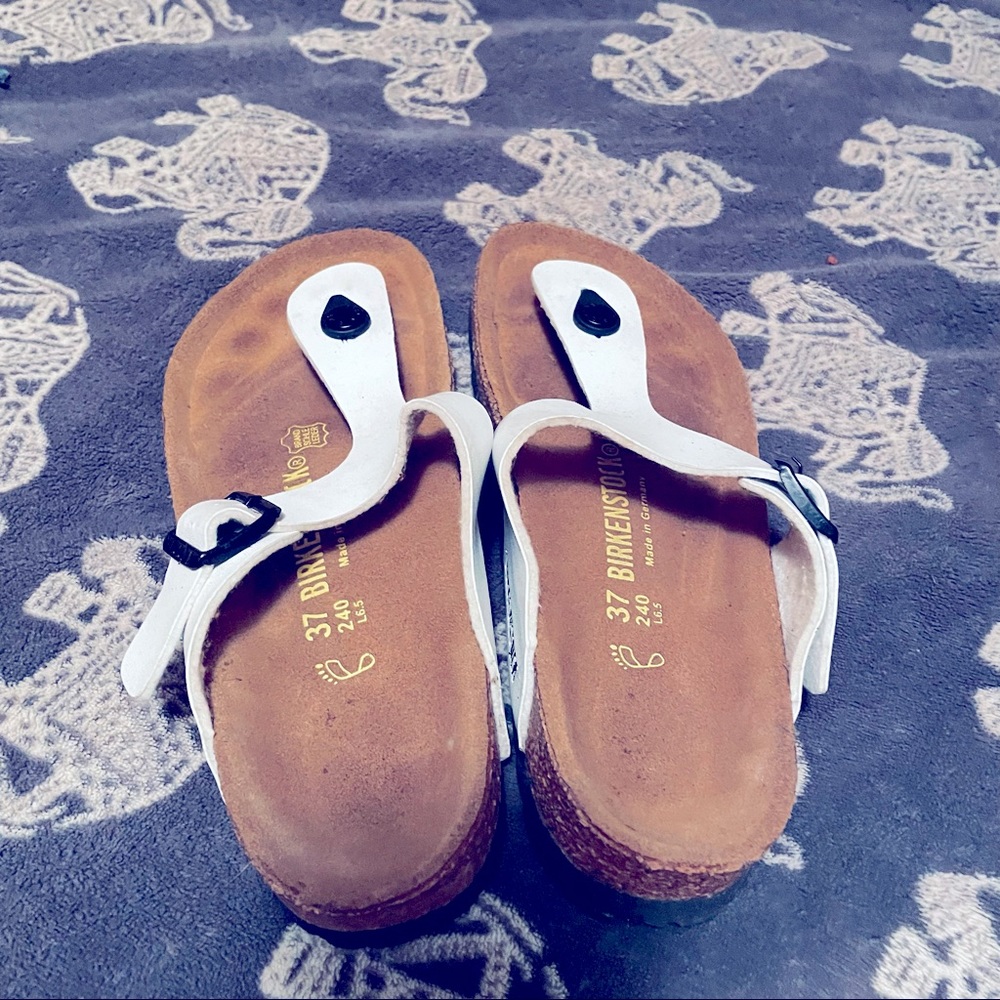 Birkenstock White Leather Thong Sandals - Picture 1 of 6